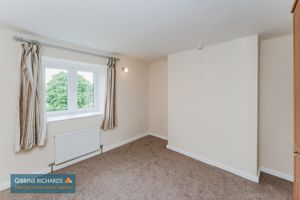 Bedroom- click for photo gallery